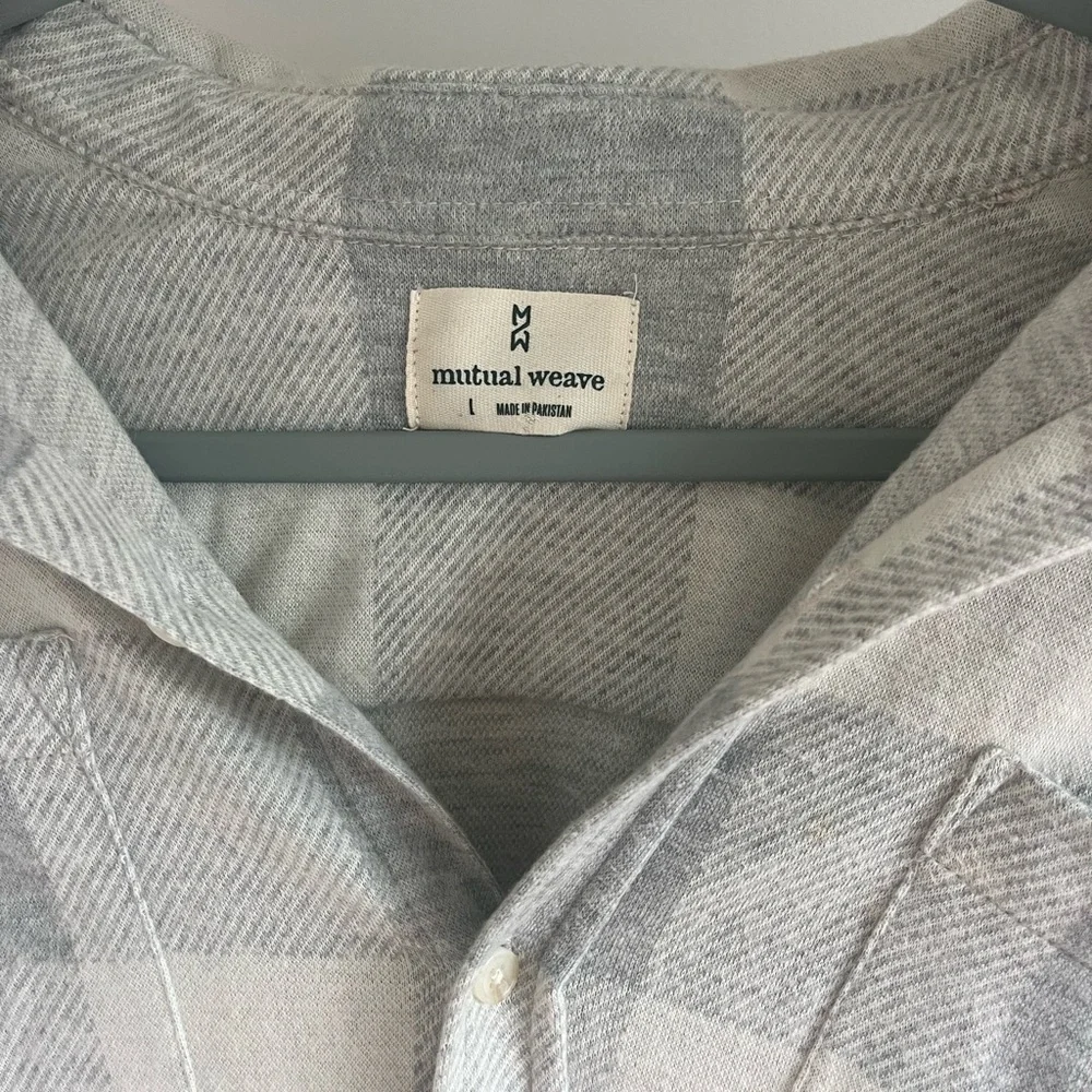 Mutual Weave flannel shirt - Picture 5 of 5